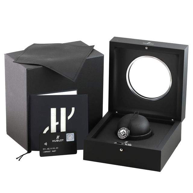 Hublot Classic Fusion 525.NF.0137.VR.WCC19 Image 5